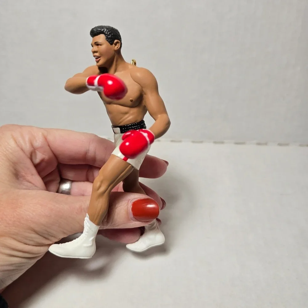 Hallmark Keepsake 1999 Muhammad Ali Ornament Christmas‎